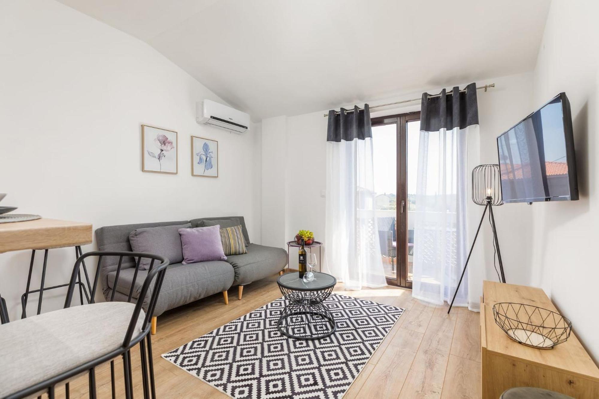 Marceta - Apartments & Rooms With Swimming Pool Fažana Esterno foto