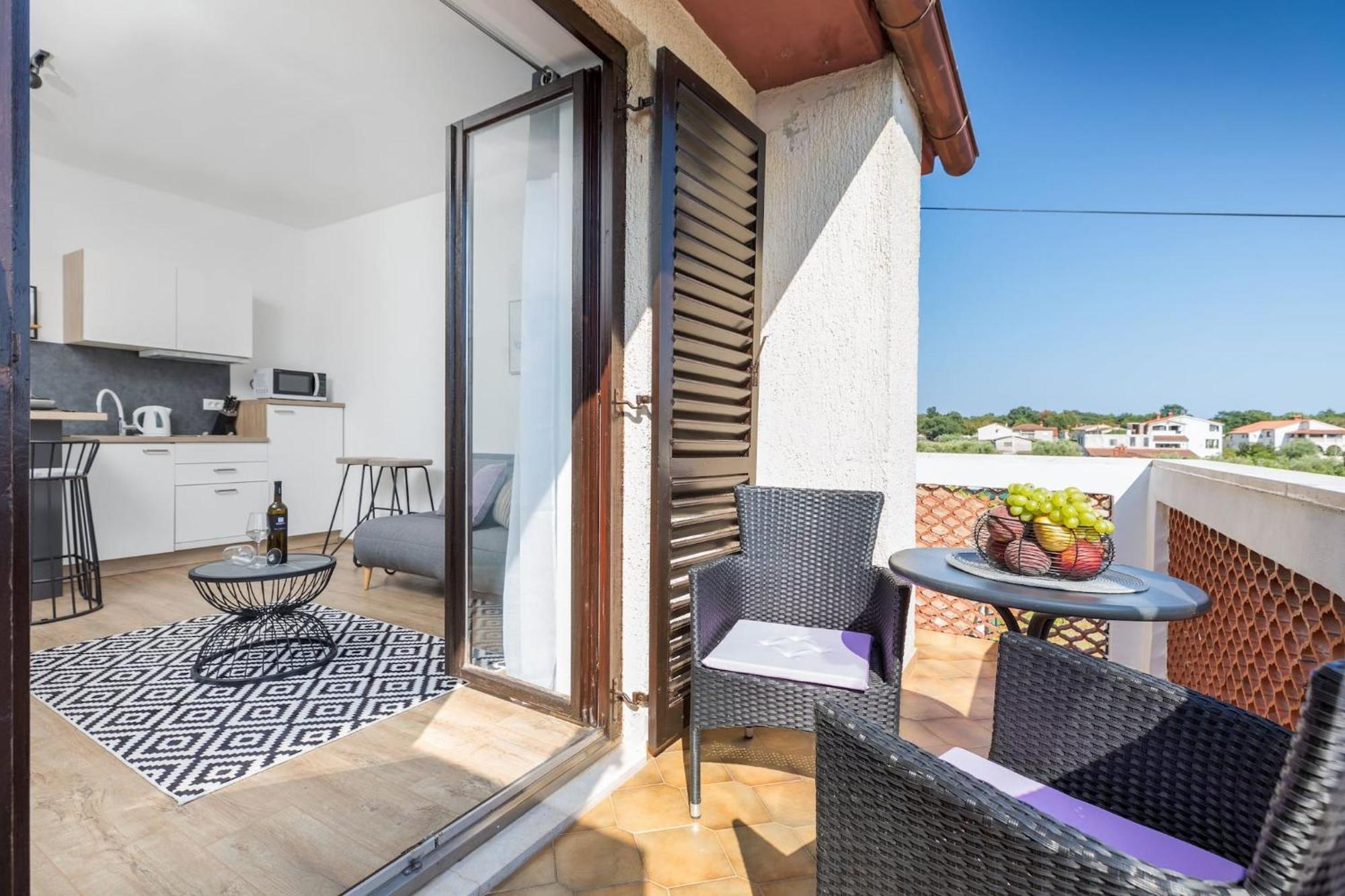 Marceta - Apartments & Rooms With Swimming Pool Fažana Esterno foto